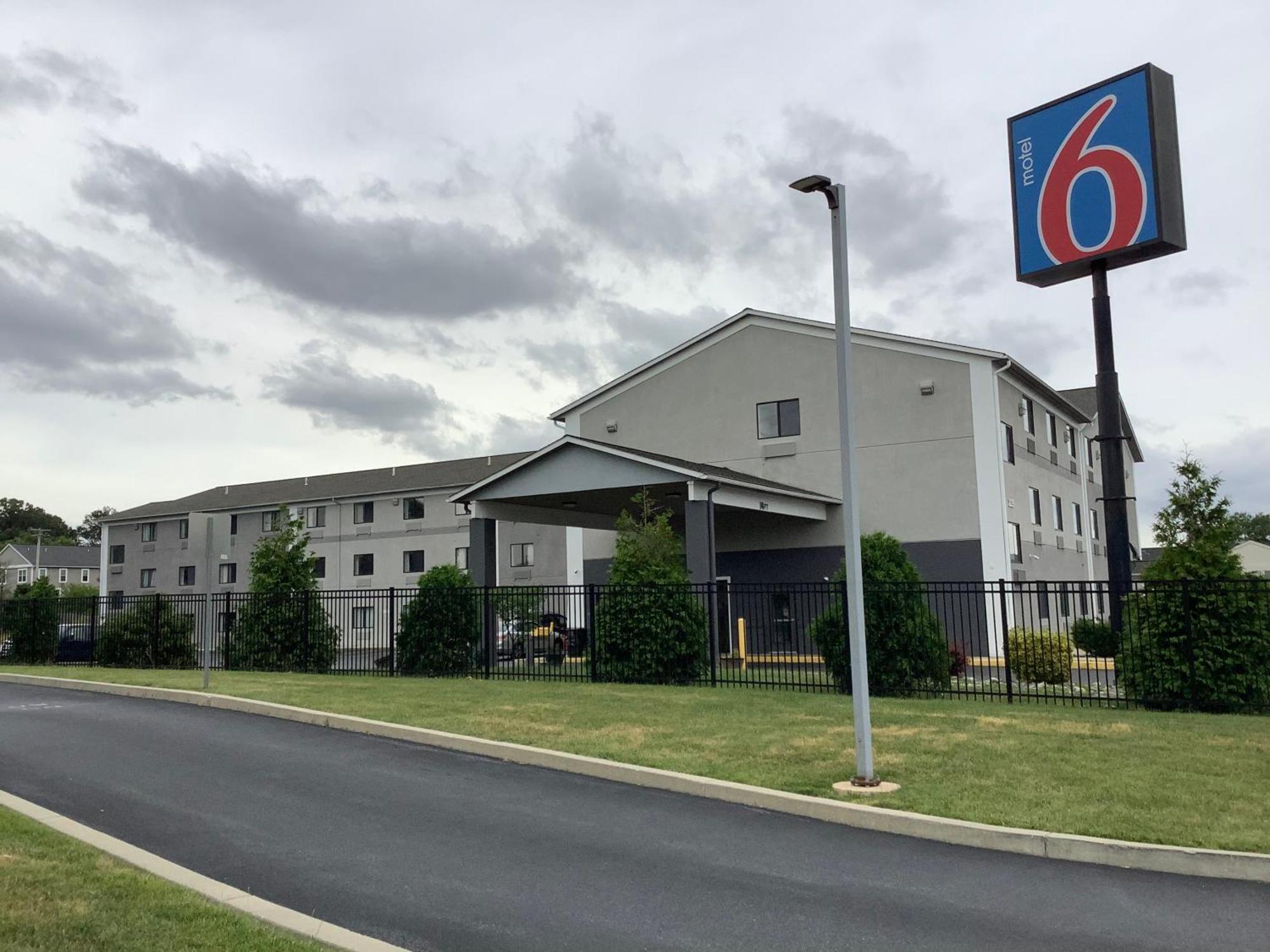 Motel 6 Lancaster Fertility Zewnętrze zdjęcie