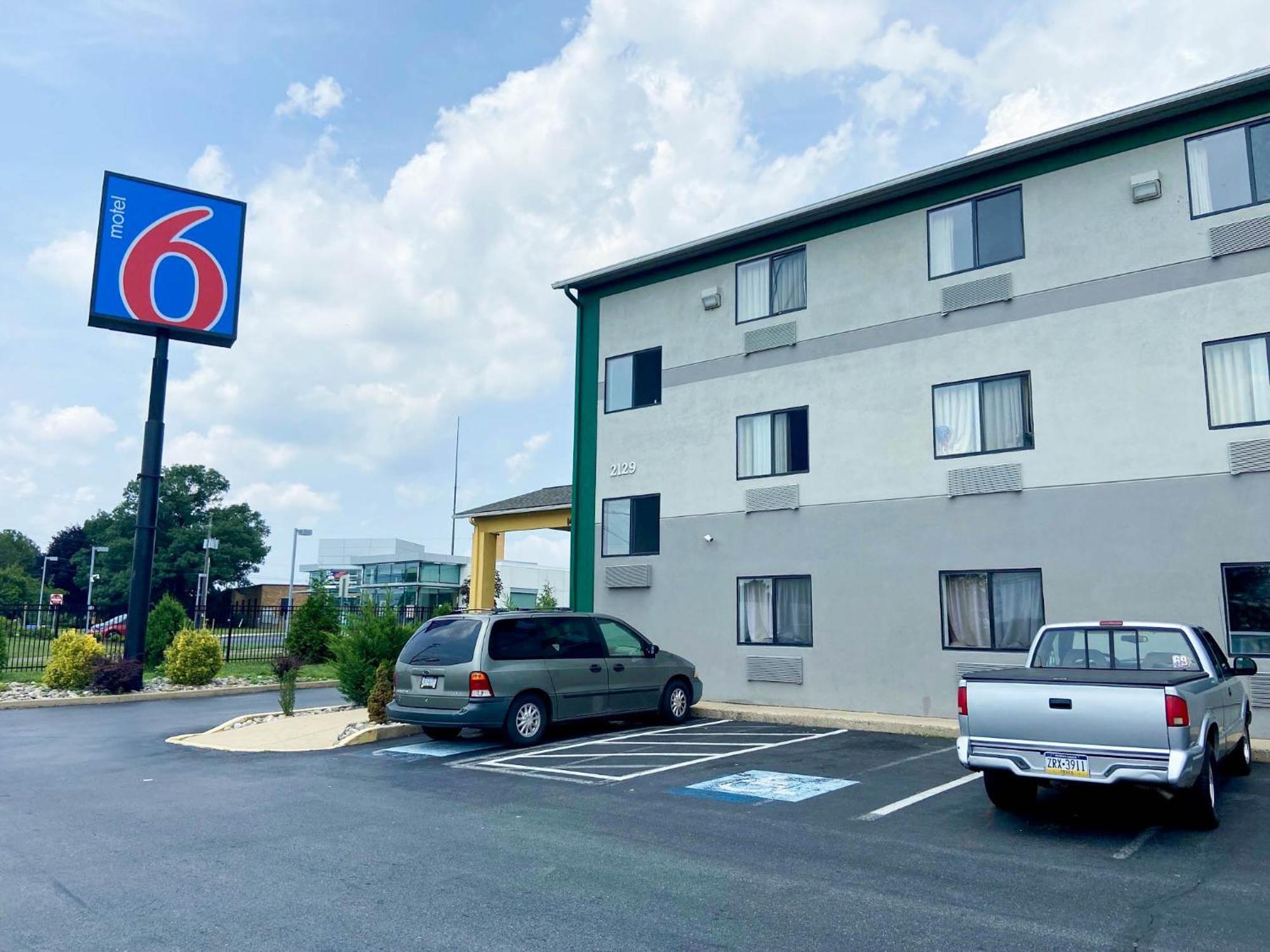 Motel 6 Lancaster Fertility Zewnętrze zdjęcie